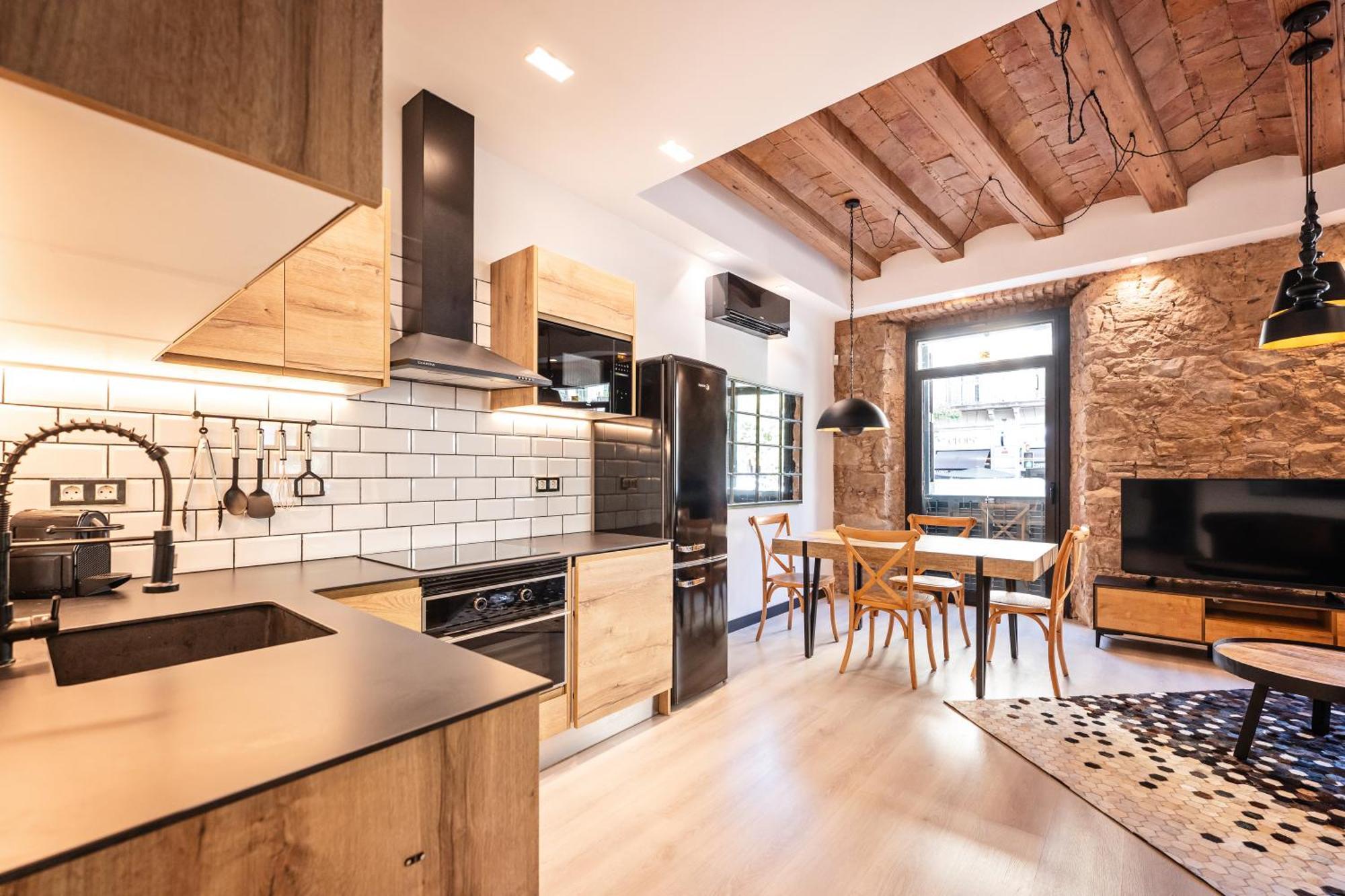 Midtown Luxury By Sweett Apartment
